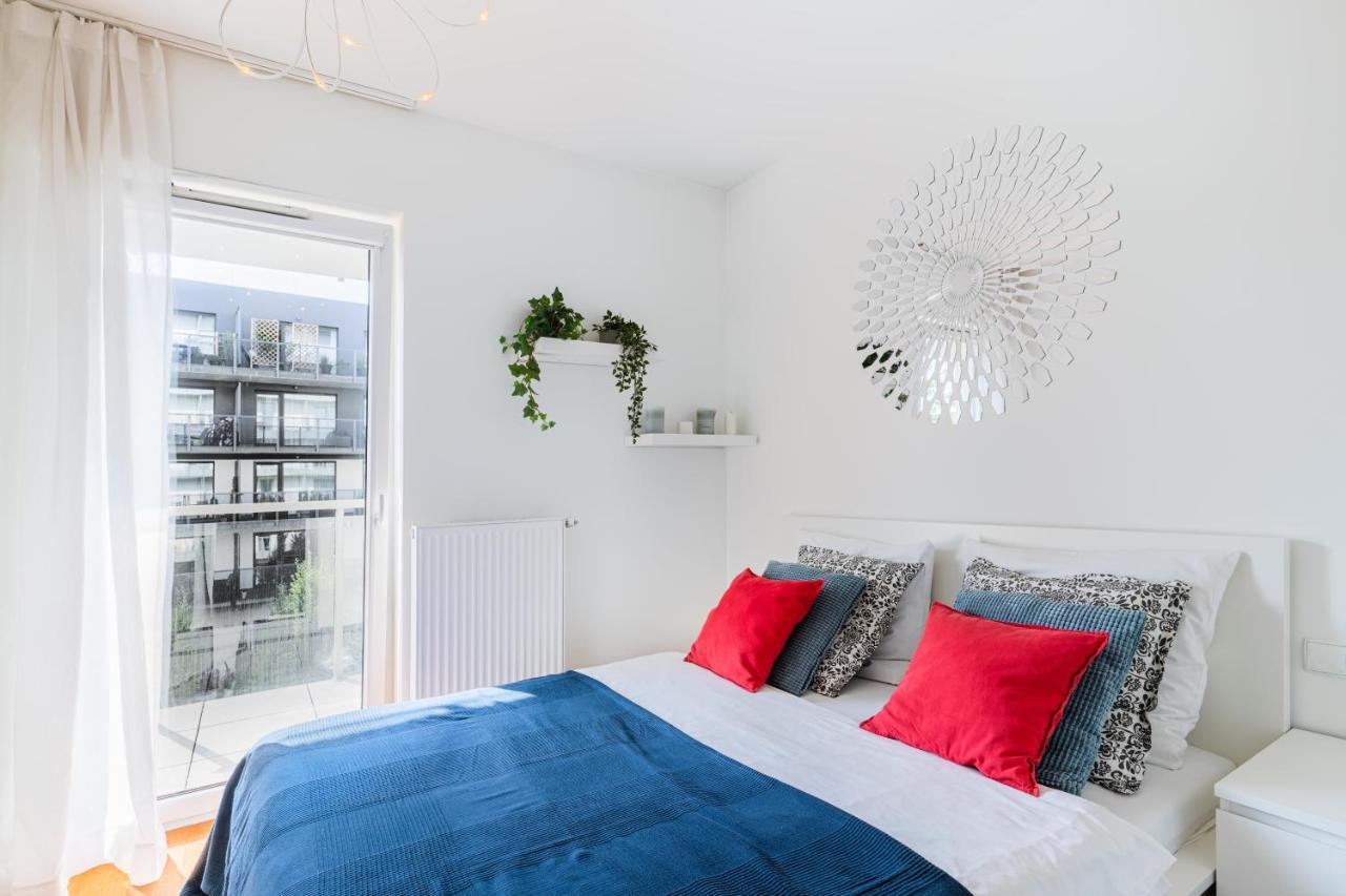 Apartamenty Homely Place Serce Poznania - Stary Rynek - Parking Room photo