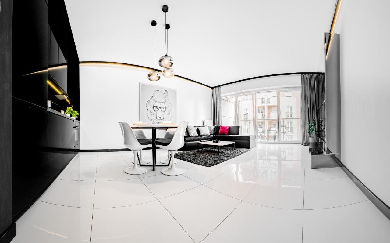 Apartamenty Homely Place Serce Poznania - Stary Rynek - Parking Exterior photo