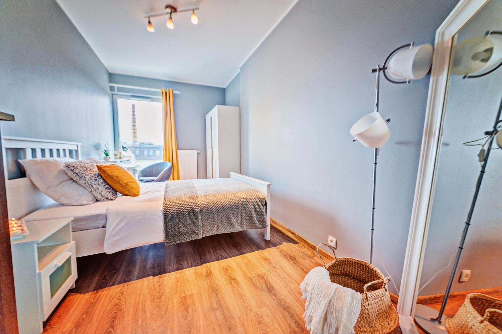 Apartamenty Homely Place Serce Poznania - Stary Rynek - Parking Room photo