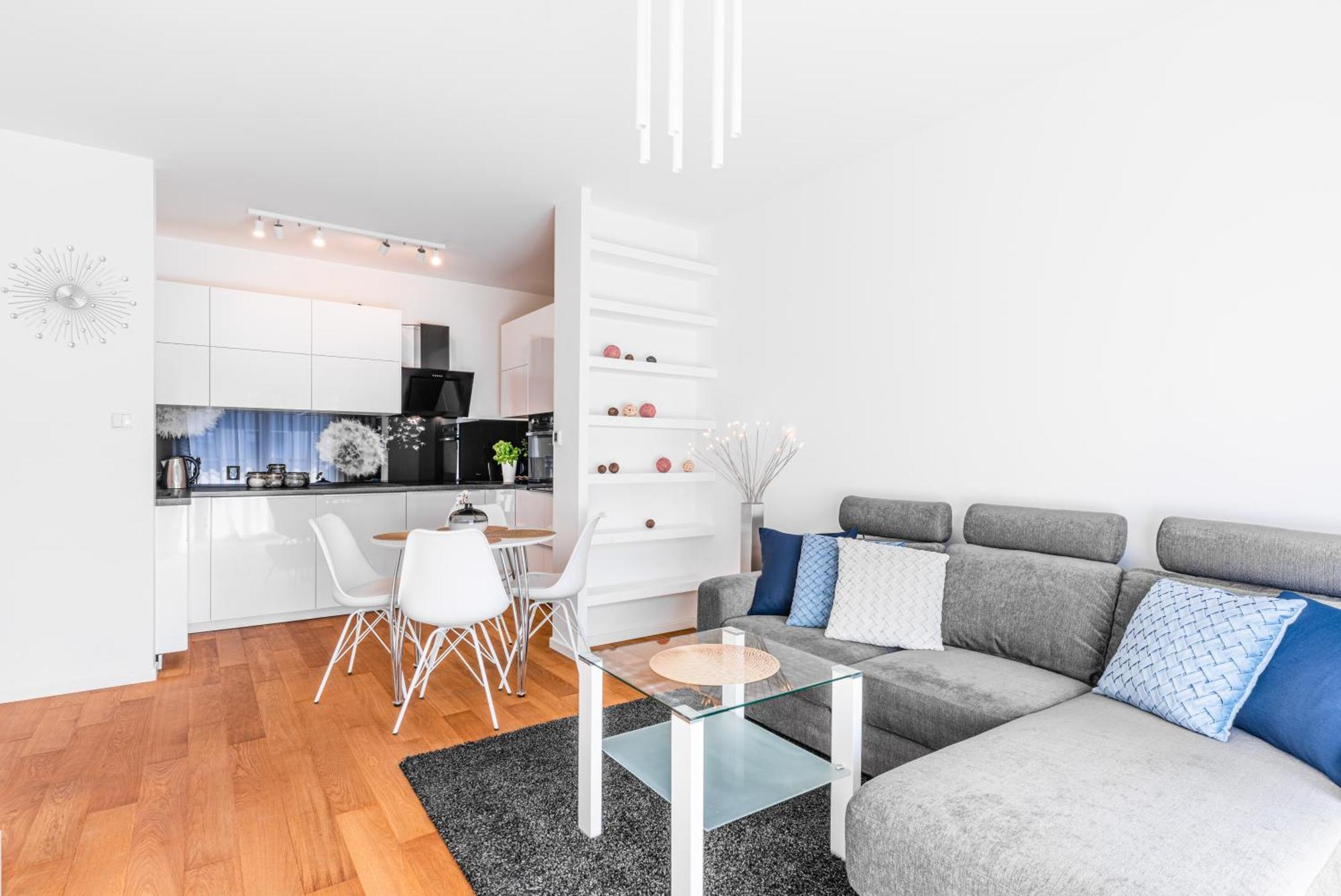 Apartamenty Homely Place Serce Poznania - Stary Rynek - Parking Room photo