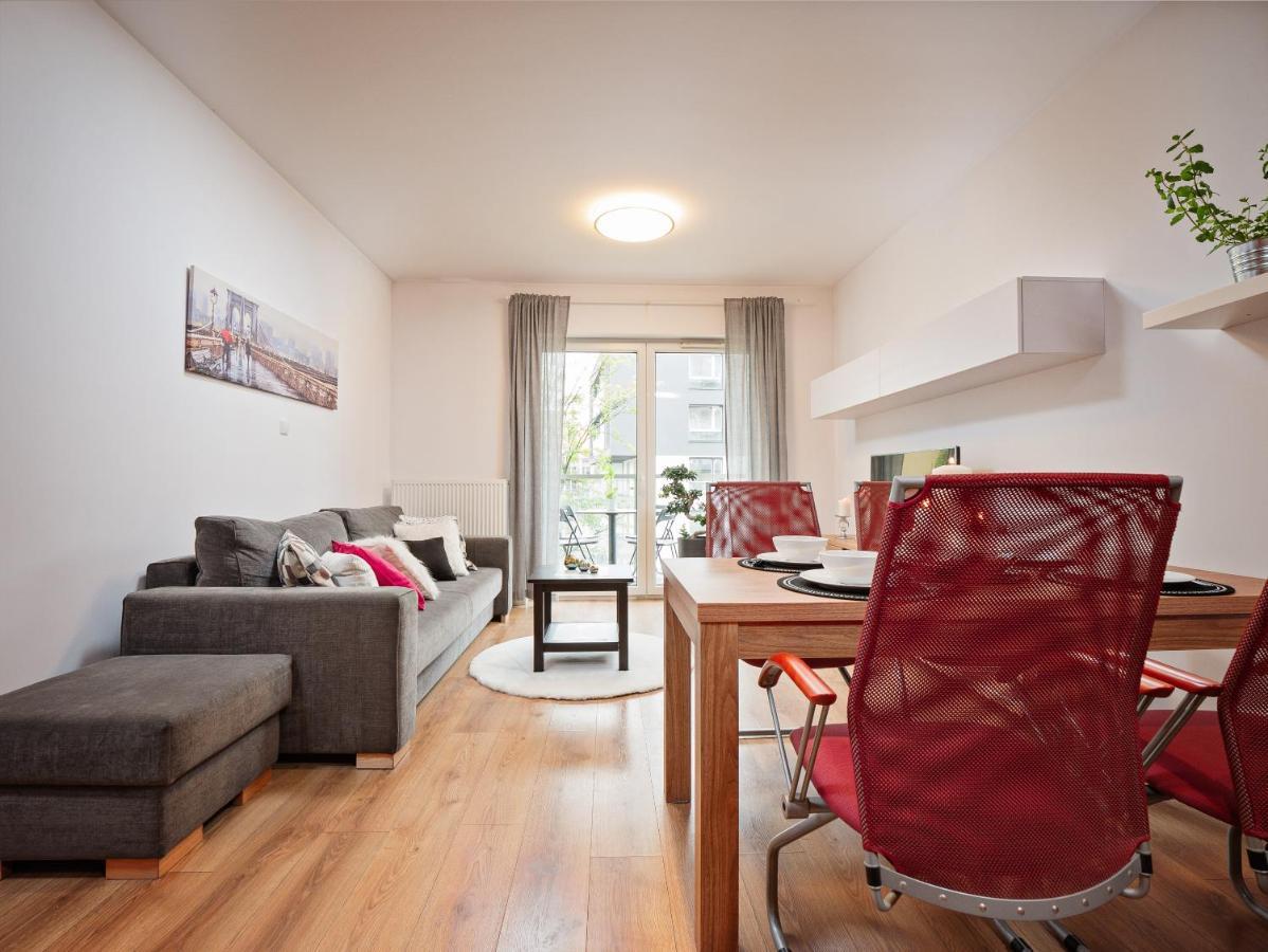 Apartamenty Homely Place Serce Poznania - Stary Rynek - Parking Room photo