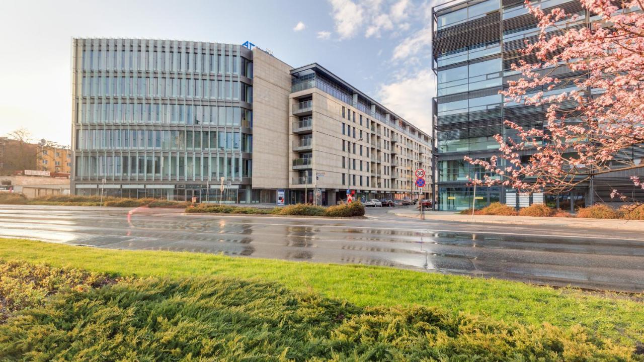 Apartamenty Homely Place Serce Poznania - Stary Rynek - Parking Exterior photo